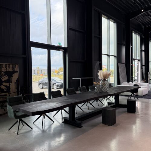 Konferenztische Eiche massiv geköhlt - Im RADO Manufaktur Showroom in Herten