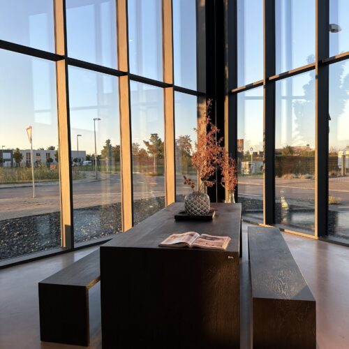 Esstisch Eiche massiv und Sitzbänke Eiche massiv