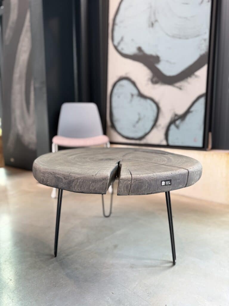 Couchtisch Eiche Grau – Organische Form ca. 80 × 75 × 48 cm