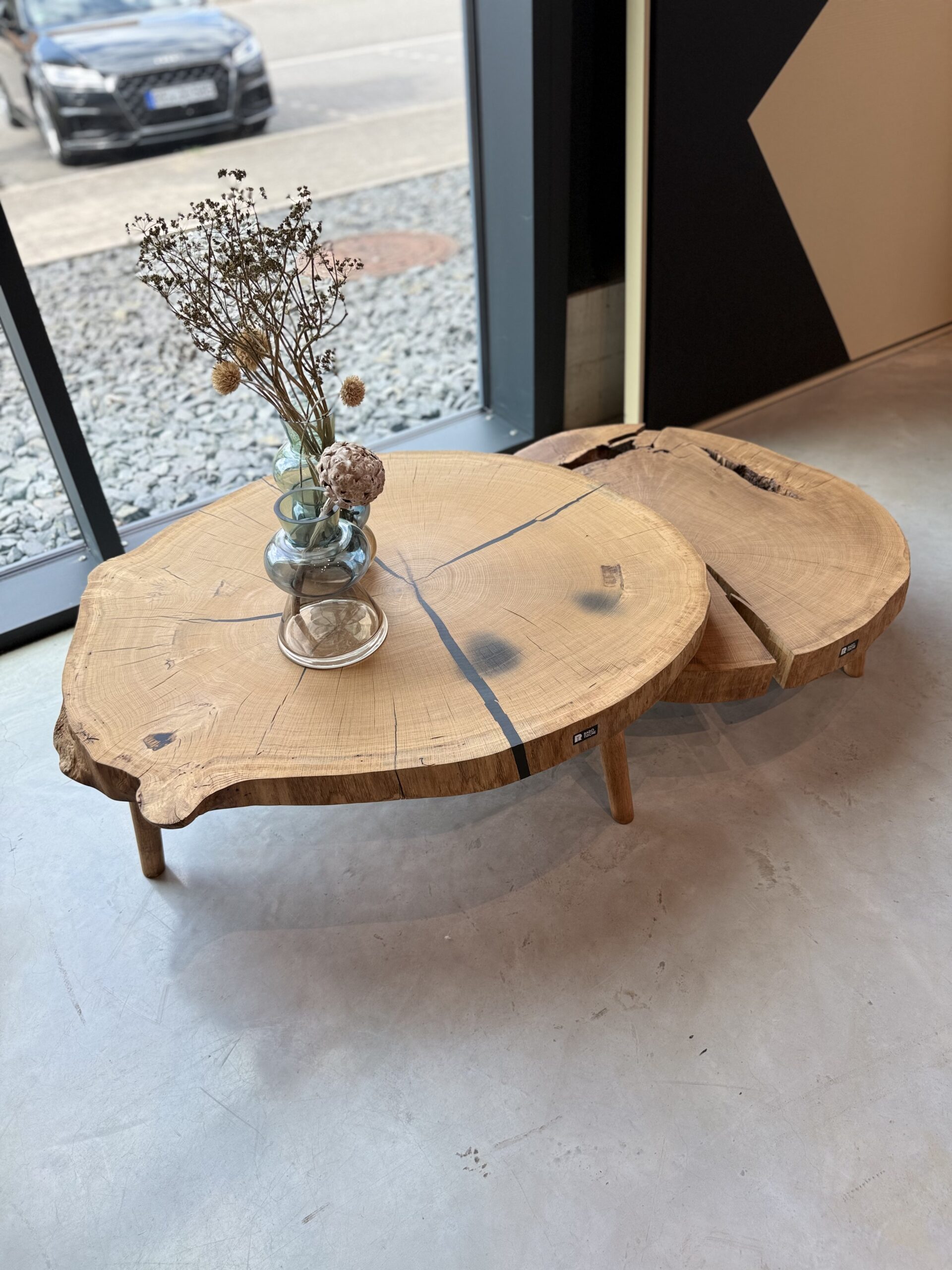 Couctisch_natur_holzbeine