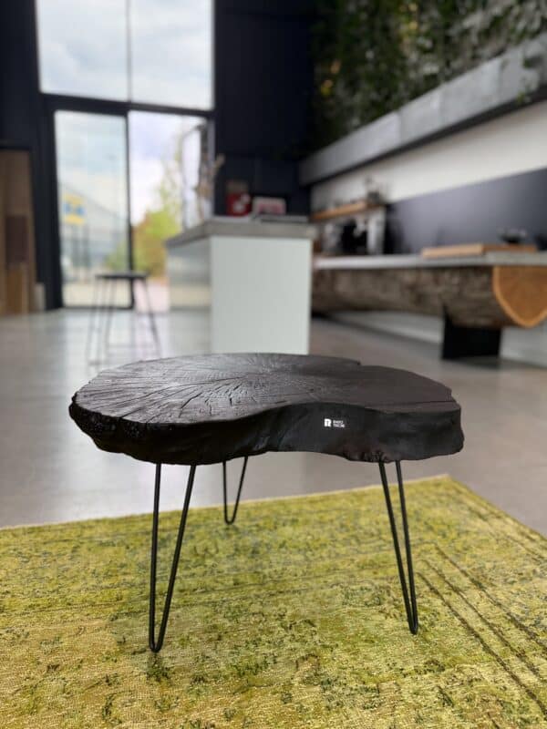 Couchtisch Esche Schwarz – Organische Form ca. 72 x 72 x 48 cm