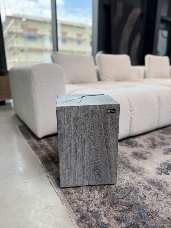 RADO CUBO Massivholz Hocker – Grau – 30 x 30 x 45 cm