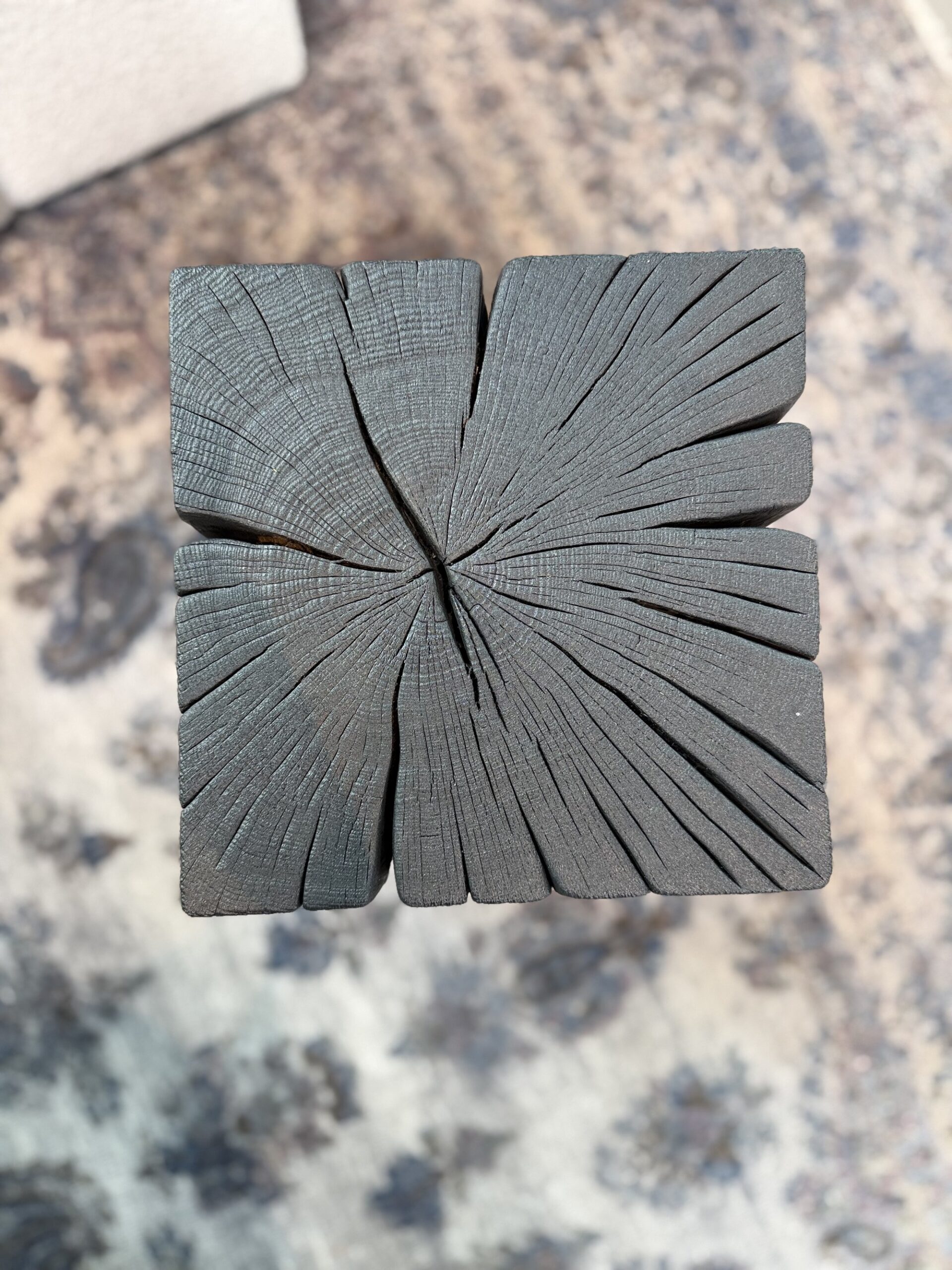 RADO CUBO Massivholz Hocker schwarz - 30 x 30 x 45 cm
