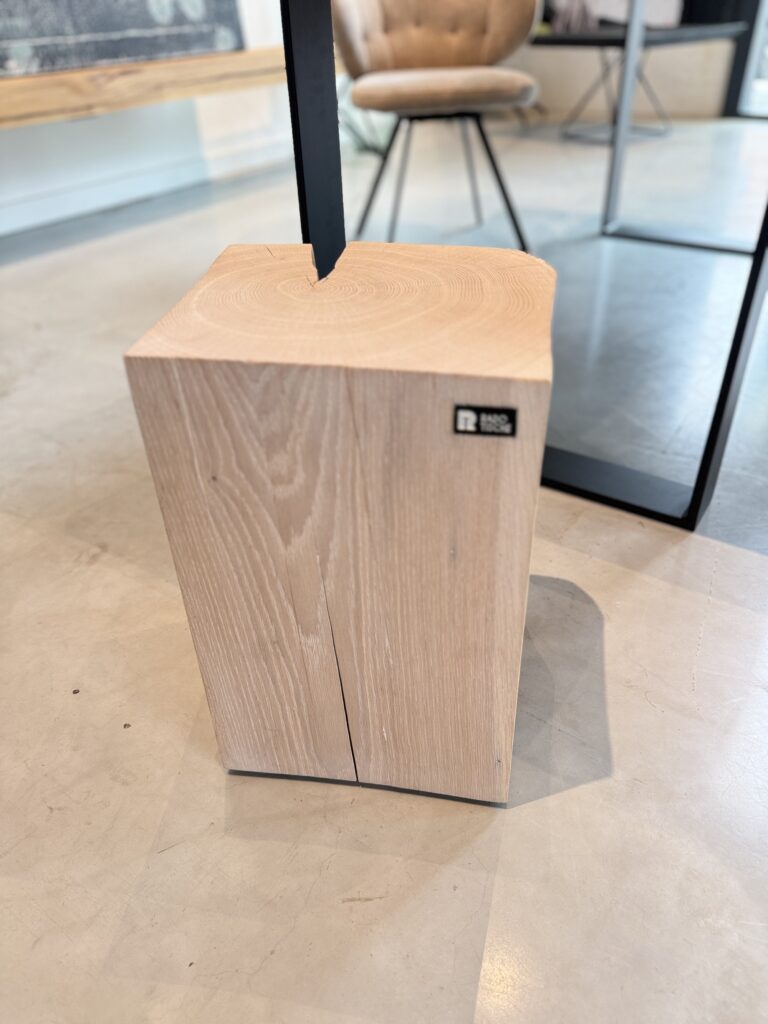 RADO CUBO Massivholz Hocker – Weiß 30 x 30 x 45 cm